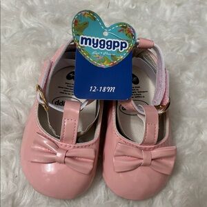 NWT Myggpp Light Pink Bow Toddler Shoes Size 12-18M